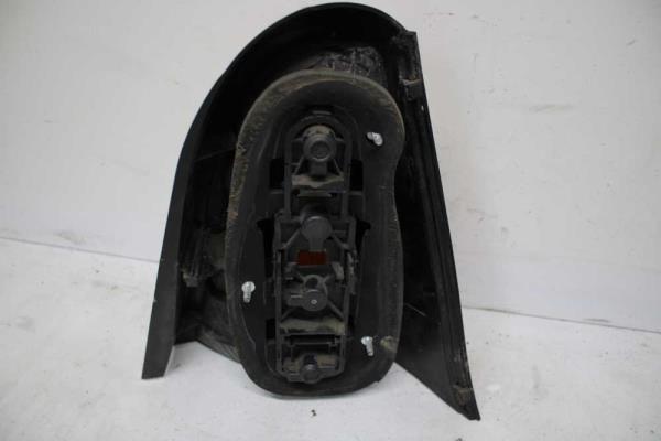 FEU ARRIERE GAUCHE MERCEDES - Vue 2